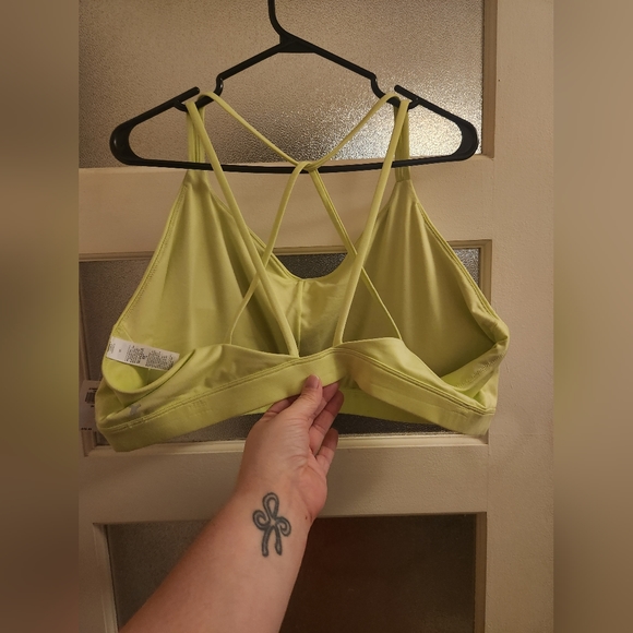 Old navy , 3x , lime green - Picture 3 of 4